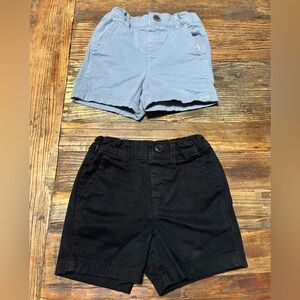 The Children’s Place shorts sz 12/18 mo